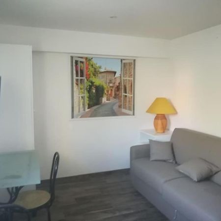 פלורק Studio D'Hotes Climatise מראה חיצוני תמונה