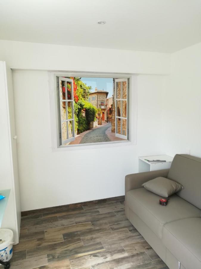 פלורק Studio D'Hotes Climatise מראה חיצוני תמונה