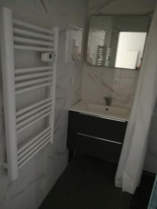 פלורק Studio D'Hotes Climatise מראה חיצוני תמונה